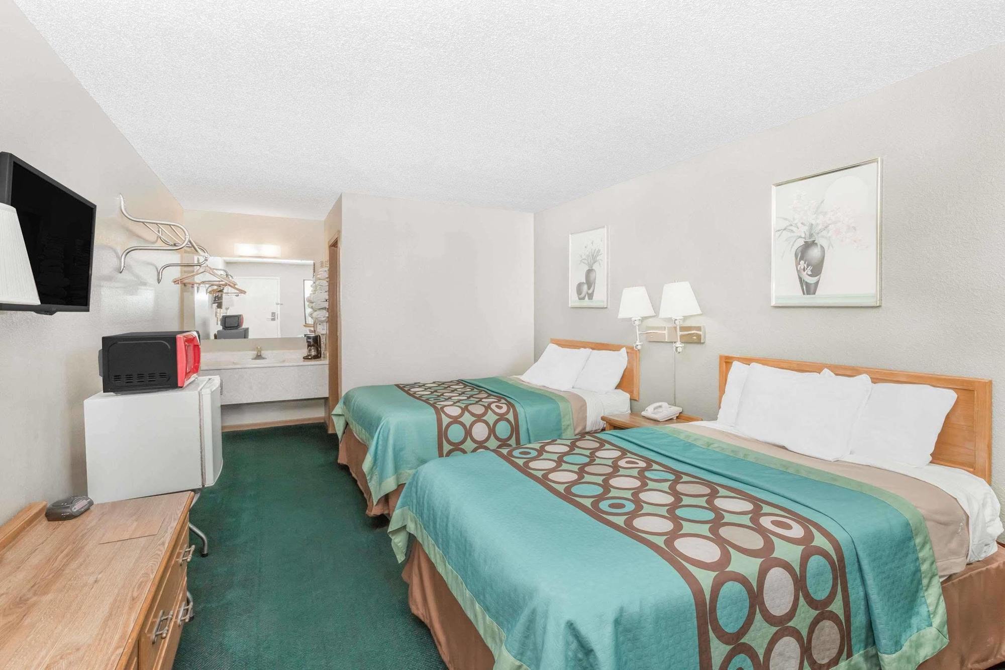 Budgetel Inn & Suites Butler Bagian luar foto
