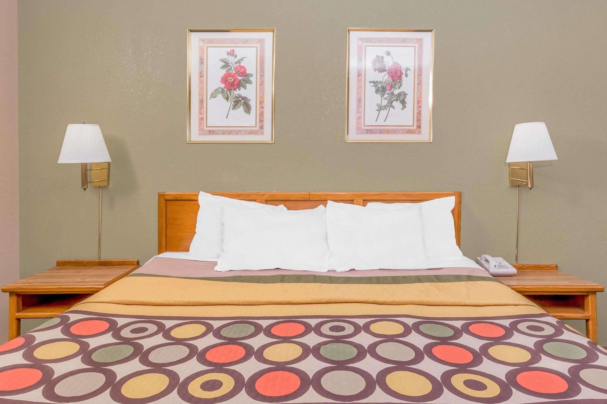 Budgetel Inn & Suites Butler Bagian luar foto